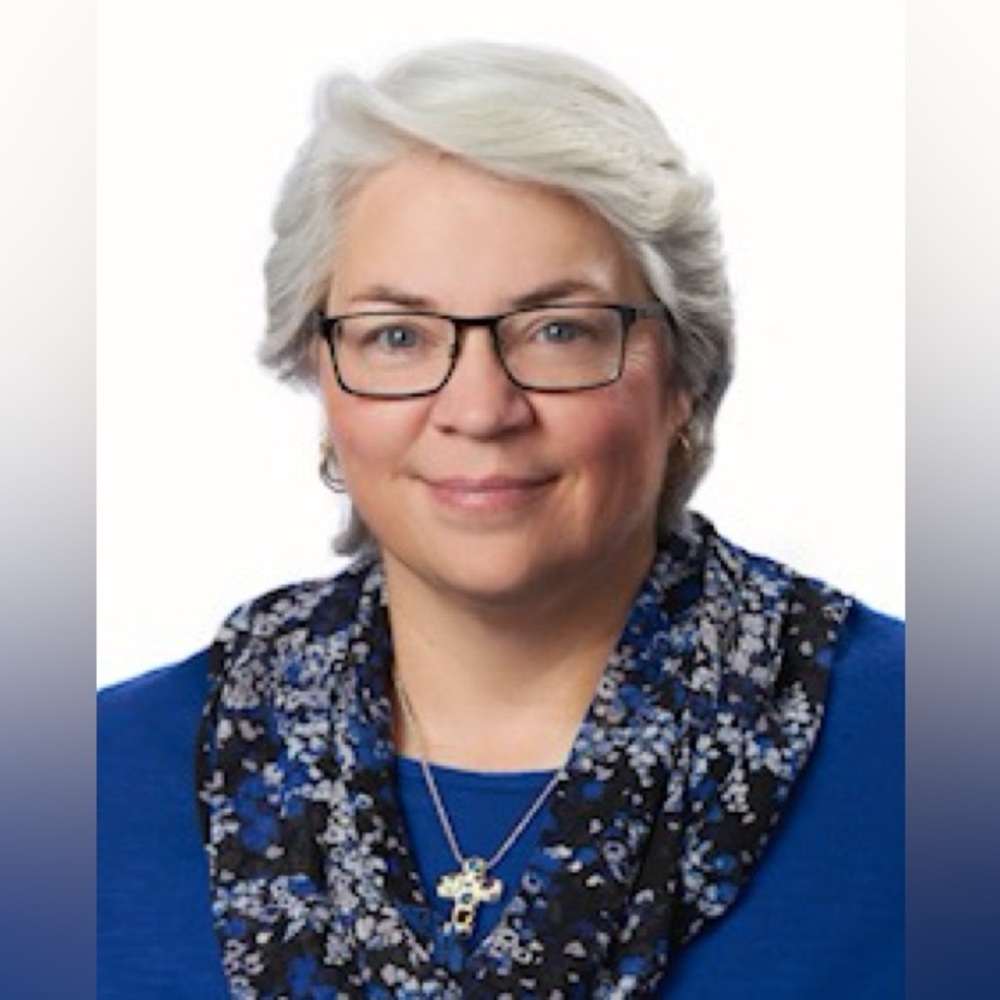 Meet your Posher, Debbie